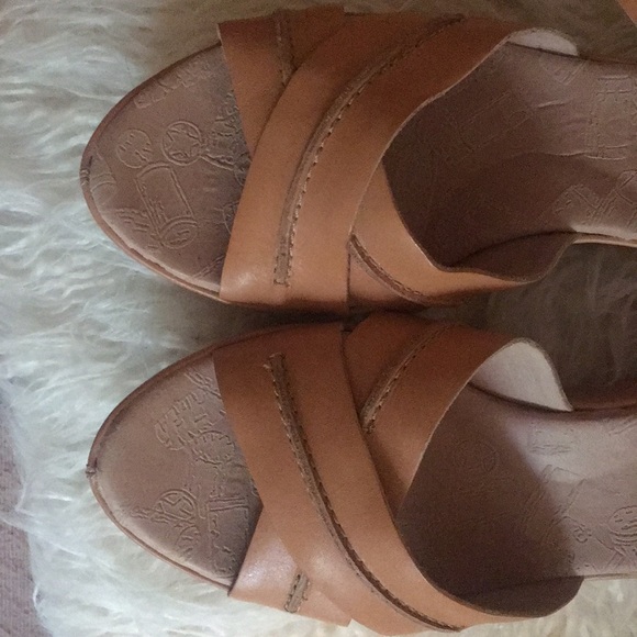 Korks by Kork-ease platform sandals tan buckle - Picture 4 of 4